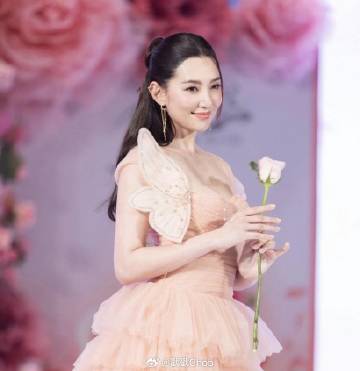 Bella Ranee面对捐款质疑 正面回应传递正能量