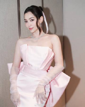 Bella Ranee面对捐款质疑 正面回应传递正能量