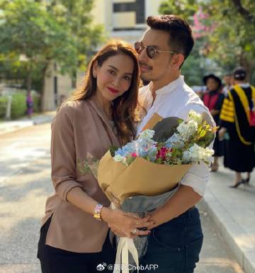 离婚传闻落定 Nat Myria拒绝正面回应第三者传闻