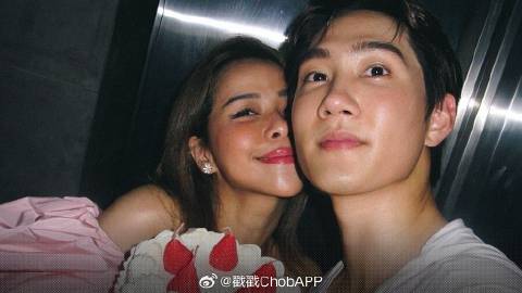 Captain Chonlathorn恋爱五周年秀甜蜜！与Ploy Chava暂无结婚计划