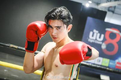 Pon Nawasch认爱Cookie Yada！情侣凌晨四点约跑 马拉松培养感情