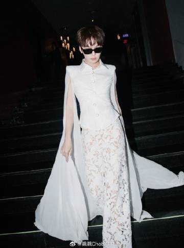 Earth Katsamonnat发长文反击歧视！为LGBTQ+群体发声引热议