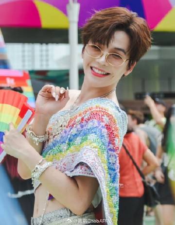 Earth Katsamonnat发长文反击歧视！为LGBTQ+群体发声引热议