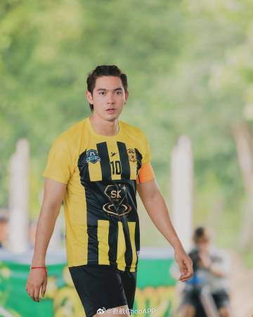 Kem Hussawee合约将到期!未来动向受关注 不排除转型自由演员