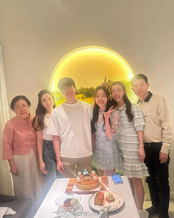 Nonkul Chanon新店开业获Aff Taksaorn甜蜜力挺！感情升温如一家人