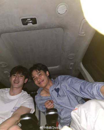 Tay Tawan肺部感染入院后出院！New Thitipoom报平安并吐槽治安问题