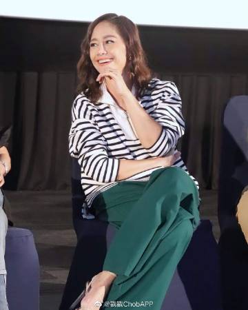 Nok Sinjai更换#Save112头像引舆论对立，立场之争再掀112条争议