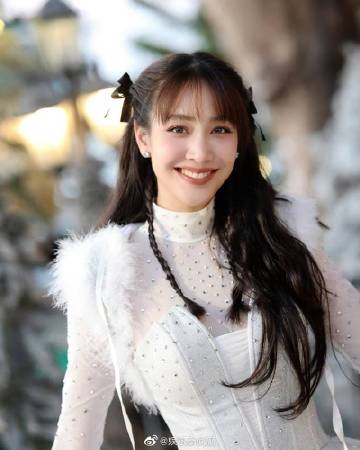 Min Pechaya松口认有“特别的人”，低调护爱拒公开细节