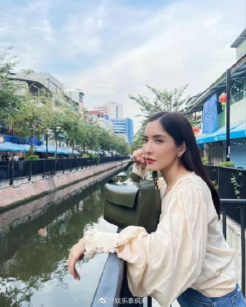 Pinky Savika涉诈骗被捕入狱，最高或面临20年刑期