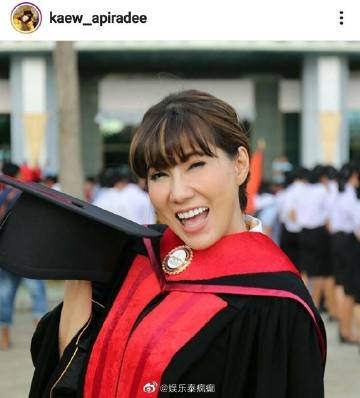 泰娱高学历女星盘点：10位女艺人拥有博士学位引关注