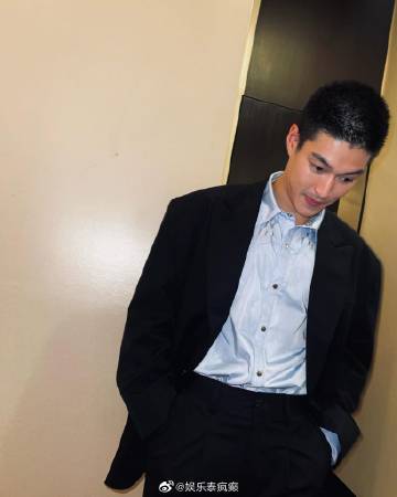 Krating Khunnarong恋爱七年低调护爱，否认“七年之痒”甜度不减