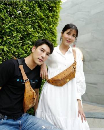 Esther否认与Ken分手传闻，七年恋情稳定不惧“魔咒”