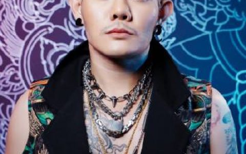 Keng Tachaya为餐厅失礼道歉，坦言饥饿失控深感愧疚