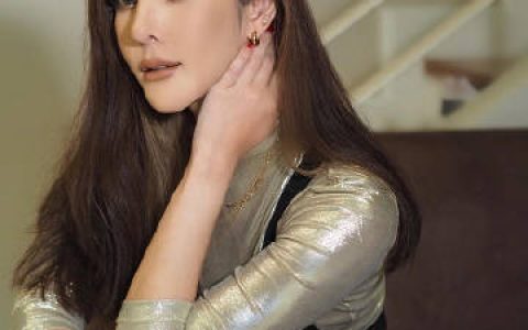 Tangmo Nida案母亲撤诉终止审理，“天才大叔”无奈退出案件