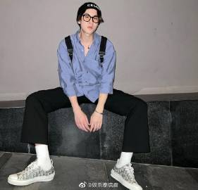 Prem Warut确诊新冠居家隔离，工作延期等待康复