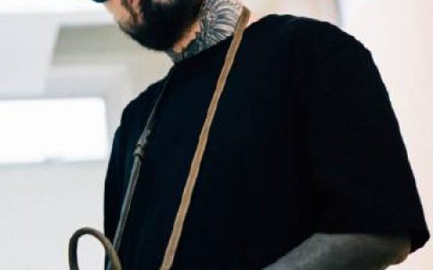 URBOYTJ停工入院治疗抑郁症，坦言电疗过程压抑如监狱