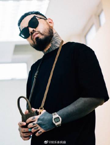 URBOYTJ停工入院治疗抑郁症，坦言电疗过程压抑如监狱