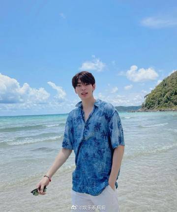 《黑帮虐恋》剧组多人确诊新冠，主演接连中招引关注