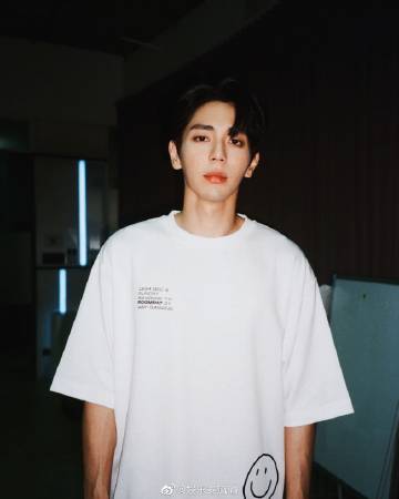 Kao与Up双双确诊新冠轻症，居家隔离工作全面延期