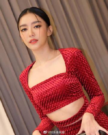 Pearwah Nichaphat再度确诊新冠，发文致歉称未料二次感染