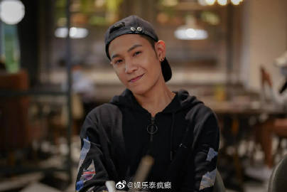 Singto Prachaya确诊新冠入院治疗，多项症状缠身工作延期