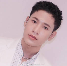 Singto Prachaya确诊新冠入院治疗，多项症状缠身工作延期