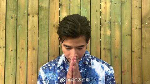 Mario Maurer澄清Lisa封锁传闻致歉，粉圈误会引发热议