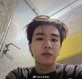 Perth Tanapon签约GMMTV五年，谈未来发展不排斥再拍腐剧