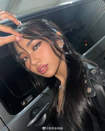 王嘉尔曼谷“双红会”开场秀嘉宾曝光，神秘泰国女星或为MILLI引猜测