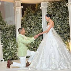 Pancake Khemanit十年恋情修成正果，华尔道夫婚礼梦幻举行