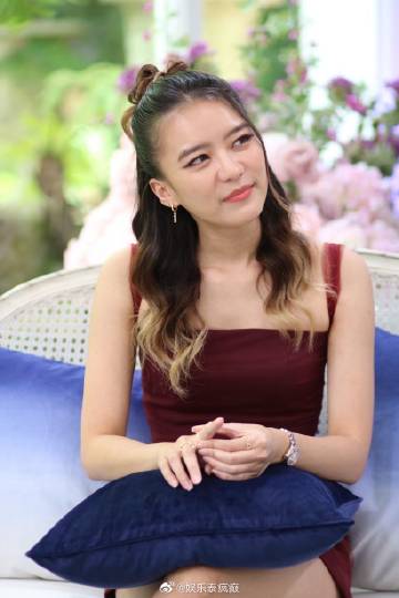 Pearwah Nichaphat谈分手后遭网暴，抑郁加剧警告将采取法律行动