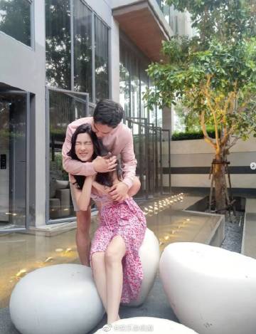 Boom Kitkong婚礼再延期，十年恋情稳定暂不考虑生子