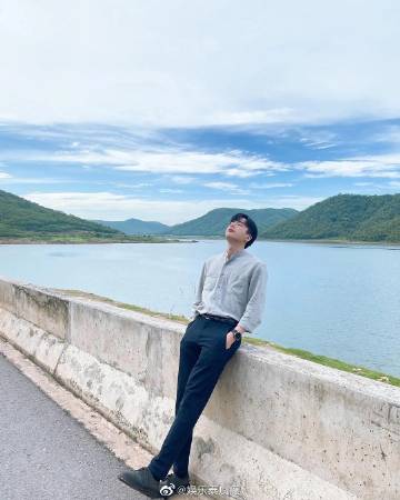 Nonkul Chanon确诊新冠轻症居家隔离，工作延期等待康复