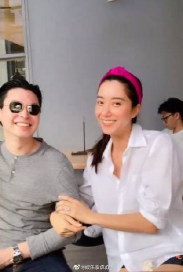 Ice Apissada疑似被求婚成功，晒钻戒暗示开启幸福新篇章