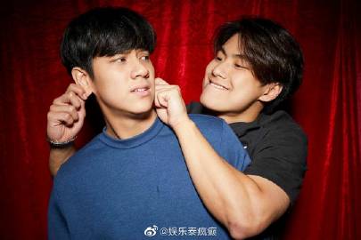 Ohm Pawat与Nanon Korapat疑似争执引热议，发文道歉称将反省