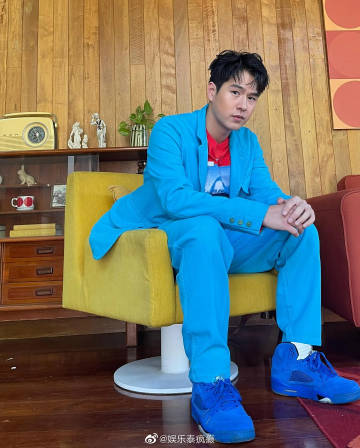 Toy Pathompong确诊新冠轻症居家隔离，工作延期等待康复