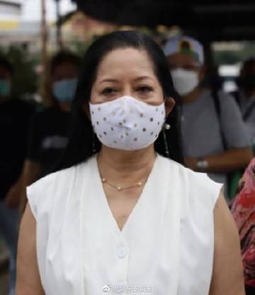 Tangmo Nida葬礼将至母亲崩溃落泪，案件进展与药物争议引关注