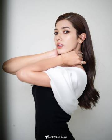 Grace Patsita与Bank Artit结束八年恋情，坦言爱得太累选择放手