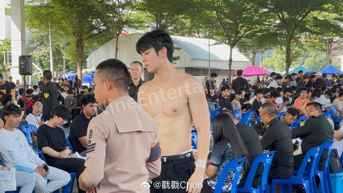 Ryu Vachirawich主动参军！将暂别演艺圈