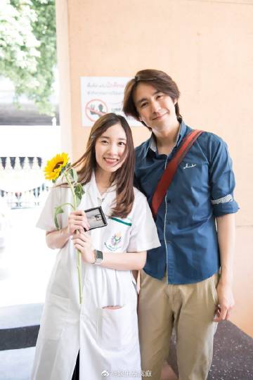 Puimek Napasorn与Ruj The Star分手结束四年恋情，坦言年龄差致分歧