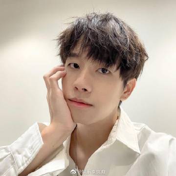 Prom Ratchapat热爱潜水转做副业，计划发单曲拓展事业