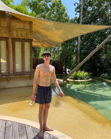 Inn Sarin确诊新冠轻症居家隔离，《奇迹熊先生》主演健康引关注