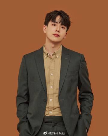 Aff Taksaorn传合作Nonkul Chanon出演GMMTV新剧，消息待证实