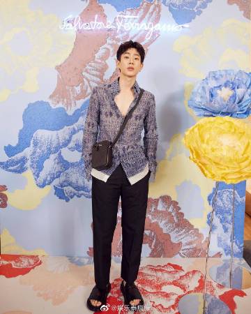 Off Jumpol二度确诊新冠轻症居家隔离，工作延期恢复后再进行