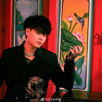 The Toys推中国风新歌携手Thanaerng拍MV，回应游戏氪金与资产话题