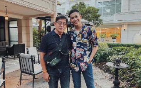 Singto Prachaya悼念母亲离世8周年，坦言仍深深思念