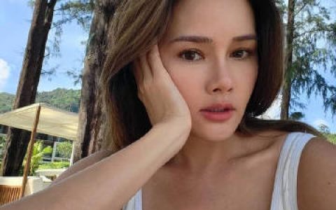 知名女星Yaya Ying拍戏感染新冠入院治疗