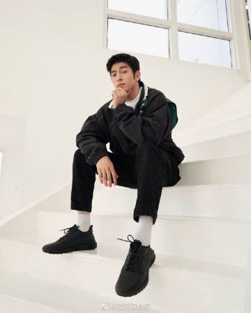 GMMTV艺人Luke Ishikawa确诊新冠入院治疗出现头痛咳嗽症状