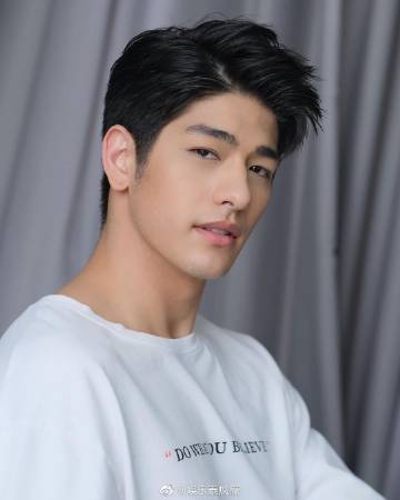 GMMTV艺人Luke Ishikawa确诊新冠入院治疗出现头痛咳嗽症状