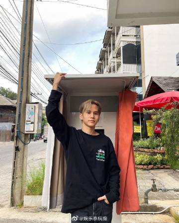 GMMTV艺人Fiat Pattadon确诊新冠轻症居家隔离治疗疫情扩散至泰国演艺圈